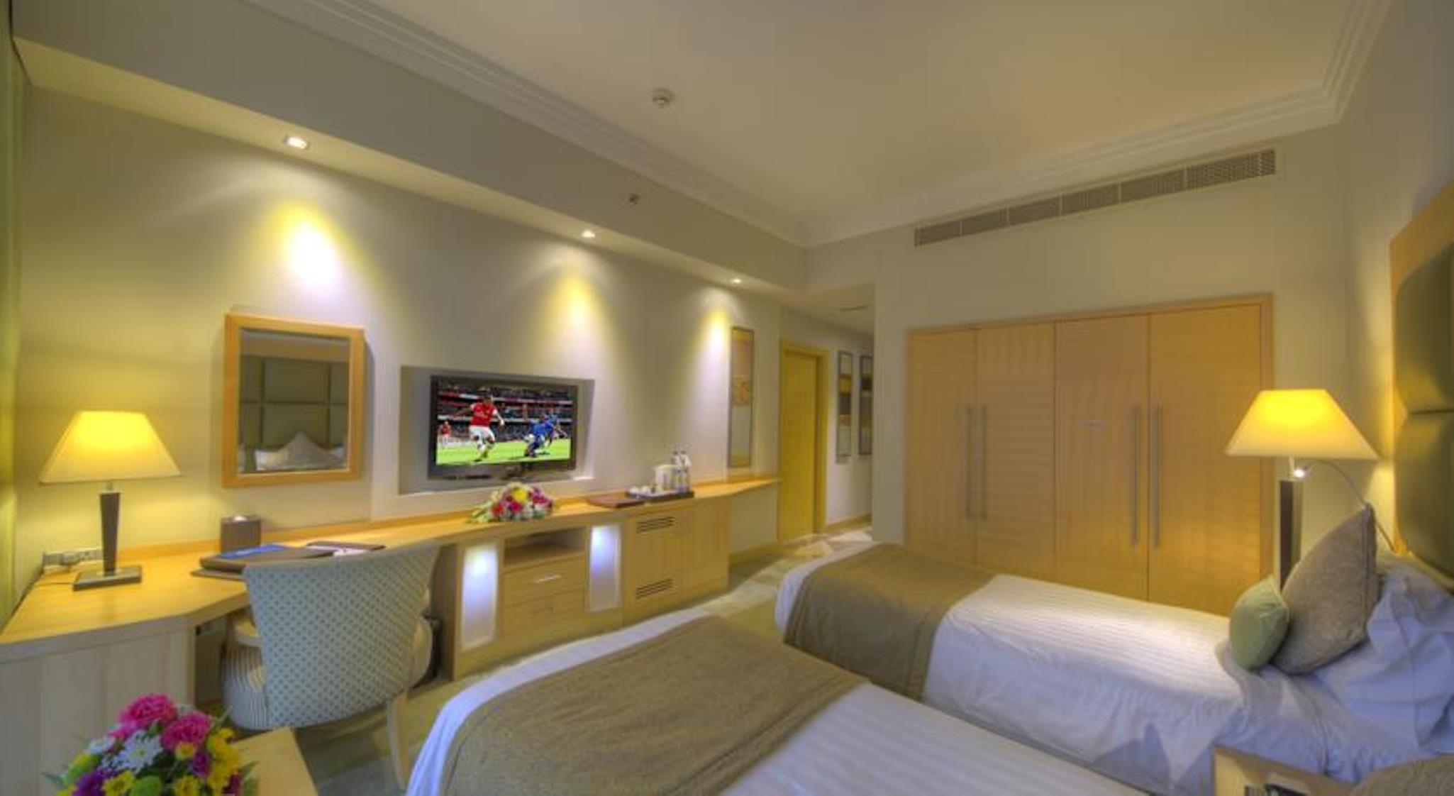 Halo Hotel Дубай Екстериор снимка