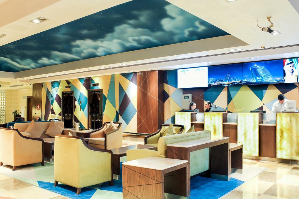 Halo Hotel Дубай Екстериор снимка