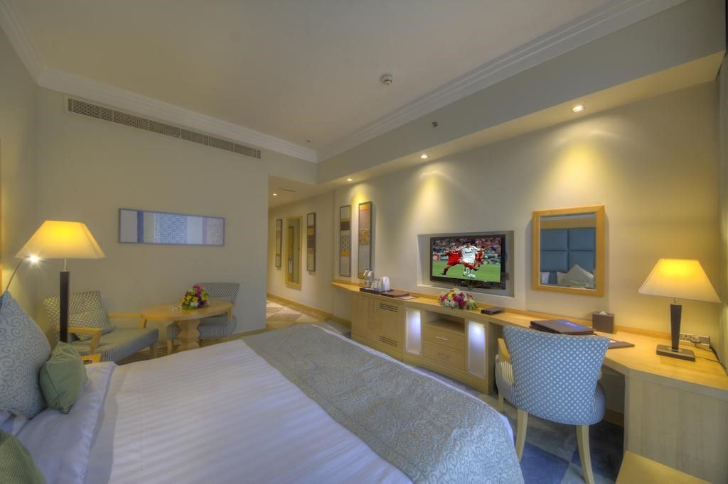 Halo Hotel Дубай Екстериор снимка