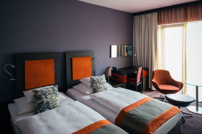 Halo Hotel Дубай Екстериор снимка